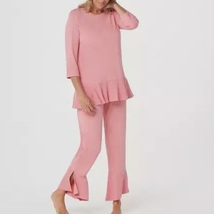🆕️ AnyBody Cozy Knit Ribbed Flounce Set Size L Rose Pink A367649 Pants and Top